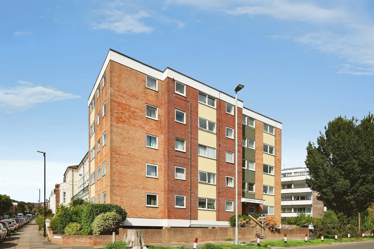 The Avenue, Eastbourne, BN21, photo 18
