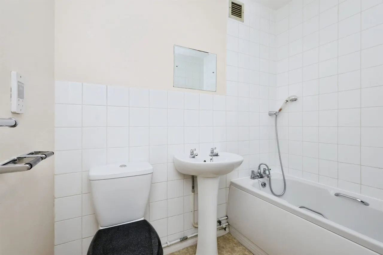 The Avenue, Eastbourne, BN21, photo 10