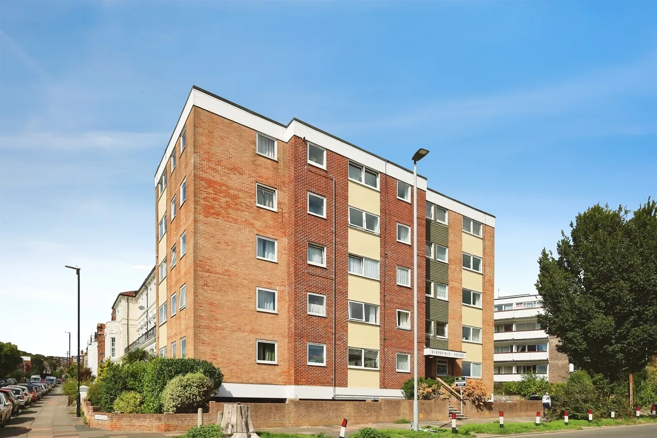 The Avenue, Eastbourne, BN21, photo 17