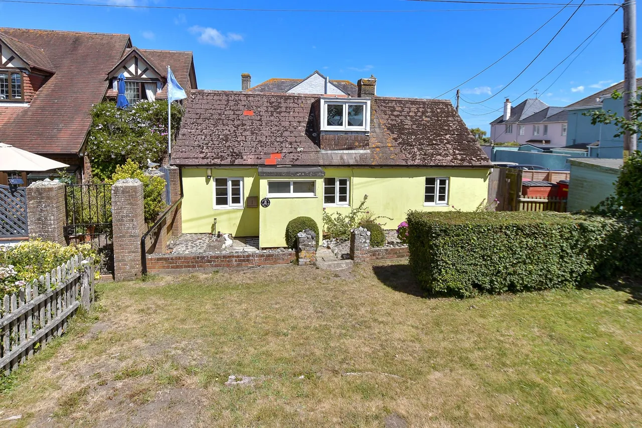 Bembridge, PO35, photo 12