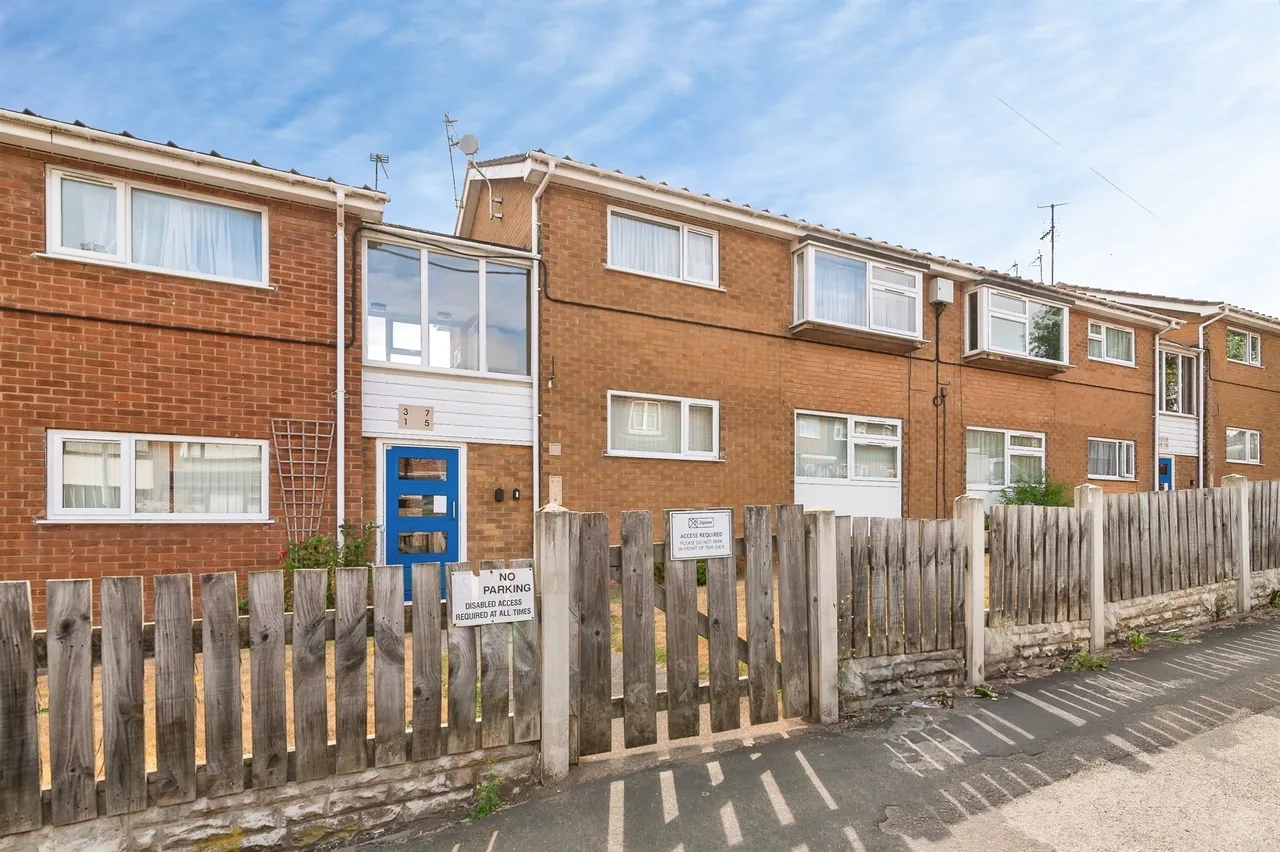 1 bed flat for sale — Cromwell Street, Carlton, Nottingham