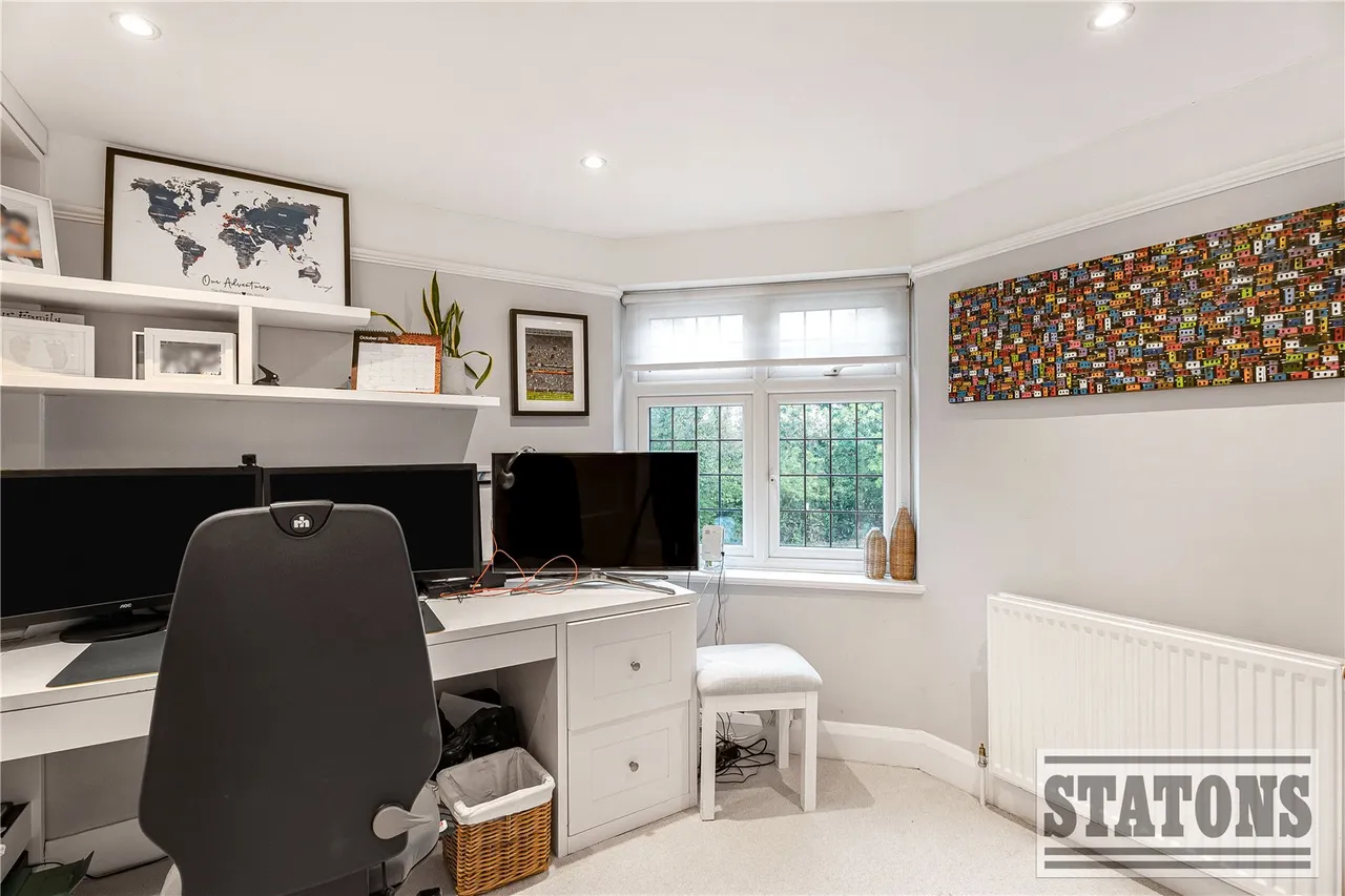 Friary Road, North Finchley, N12, photo 20