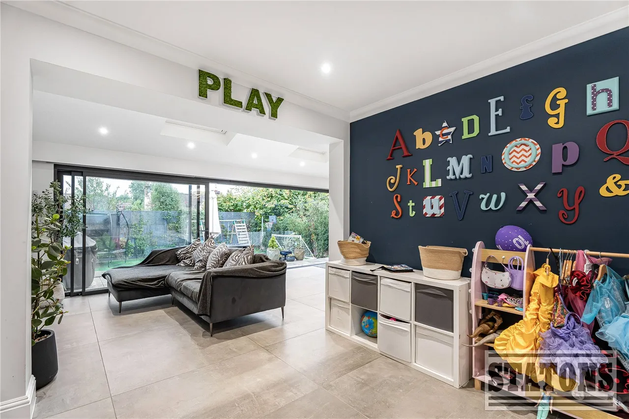 Friary Road, North Finchley, N12, photo 11