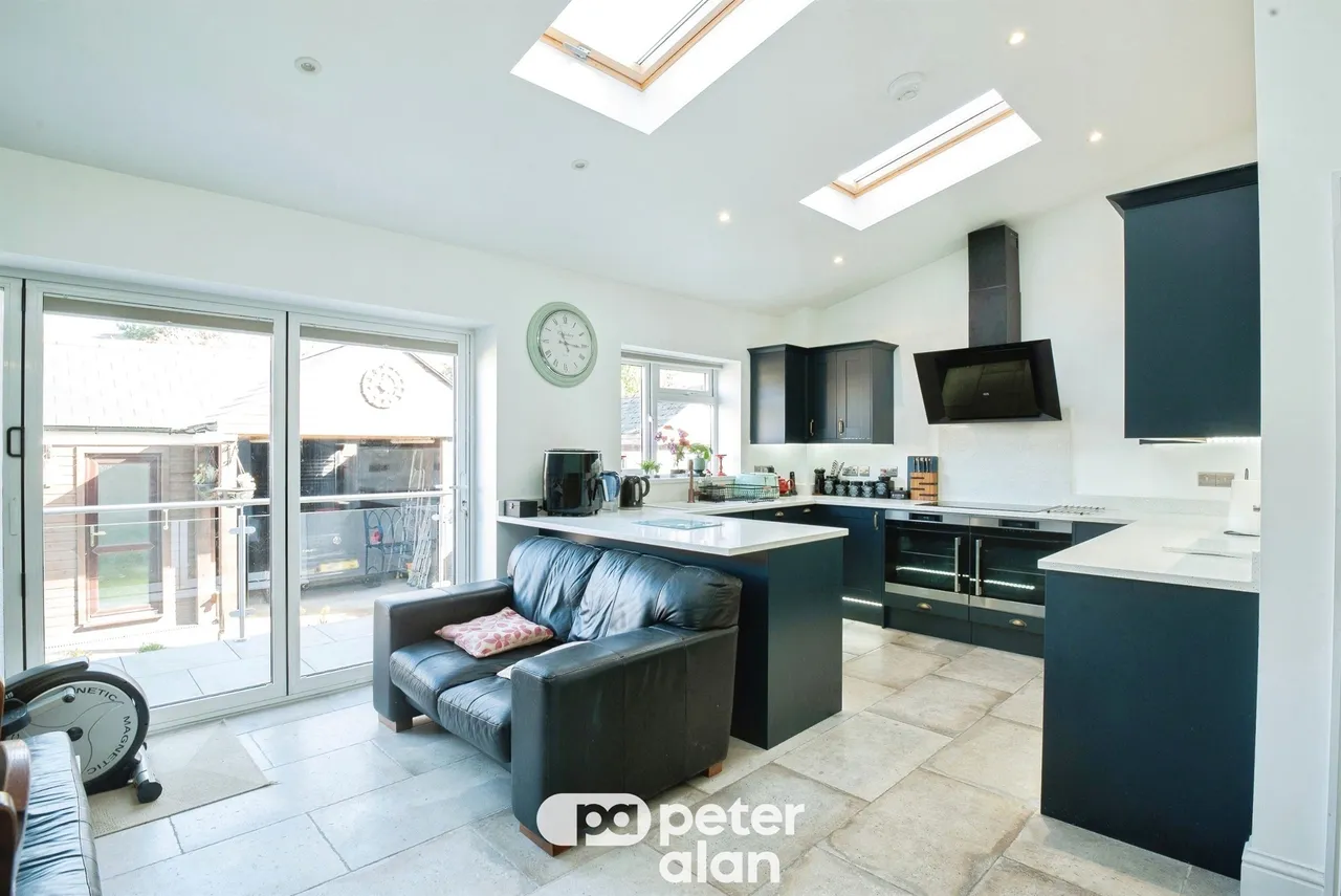 Marlborough Road, Cardiff, CF23, photo 4