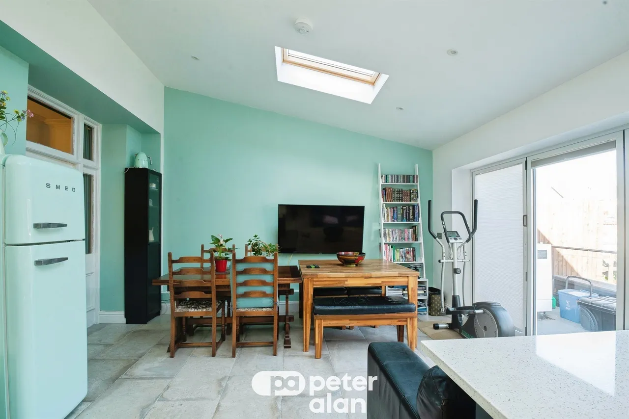 Marlborough Road, Cardiff, CF23, photo 12