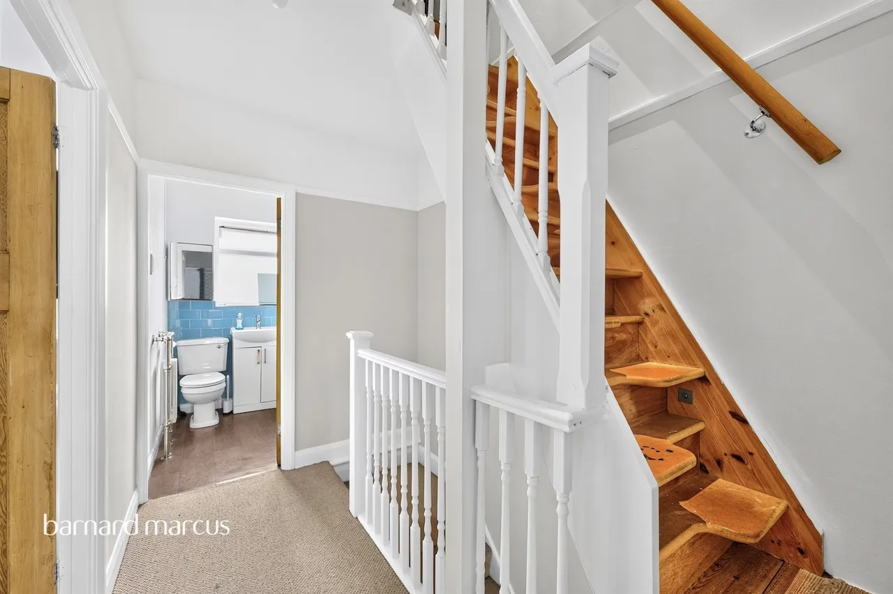 Albury Road, Merstham, RH1, photo 11