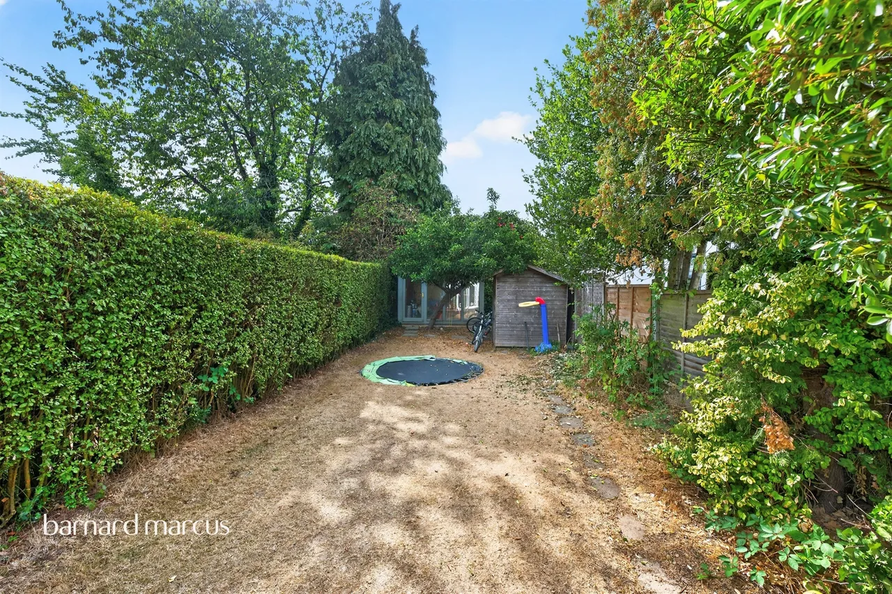 Albury Road, Merstham, RH1, photo 13