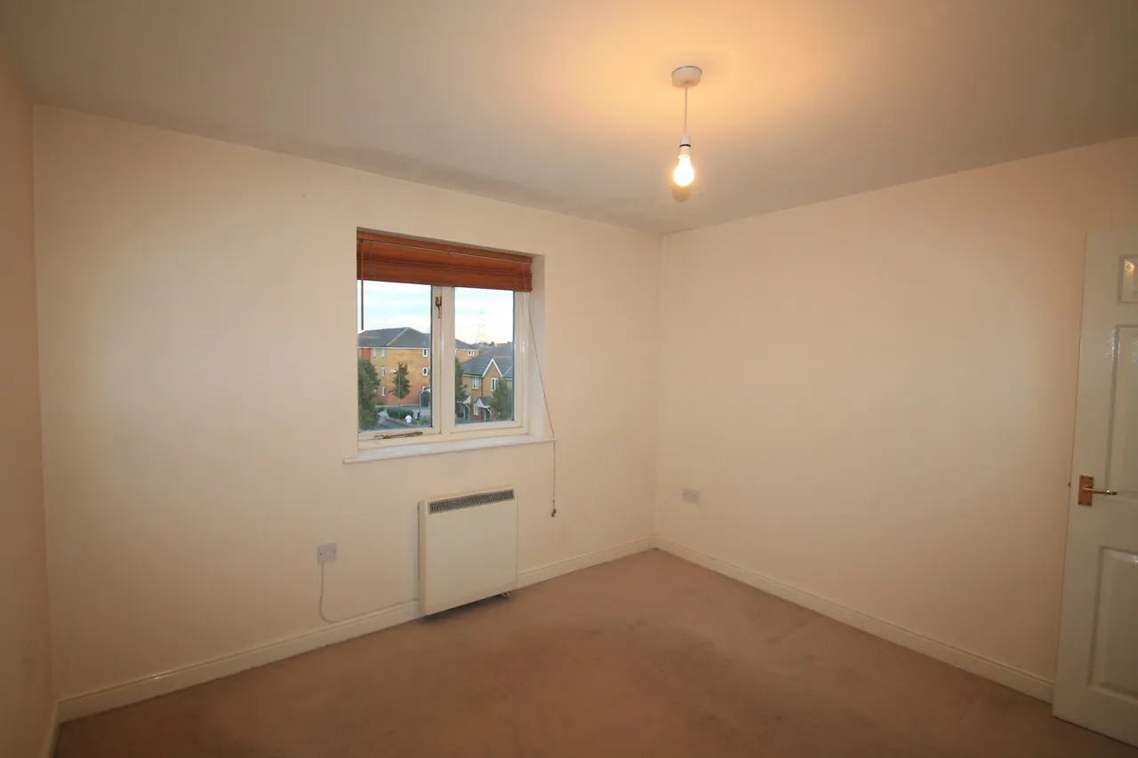 Dunlop Close, Dartford, photo 5