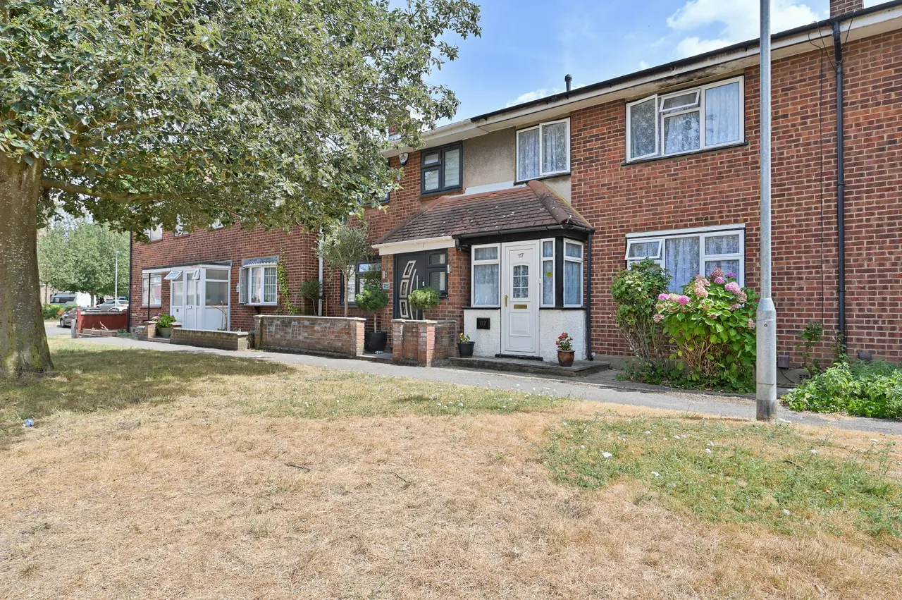 Watford, WD18, photo 17