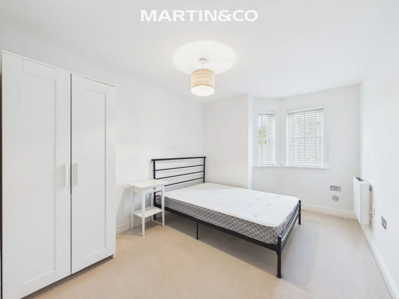 Outfield Crescent, Wokingham, photo 4