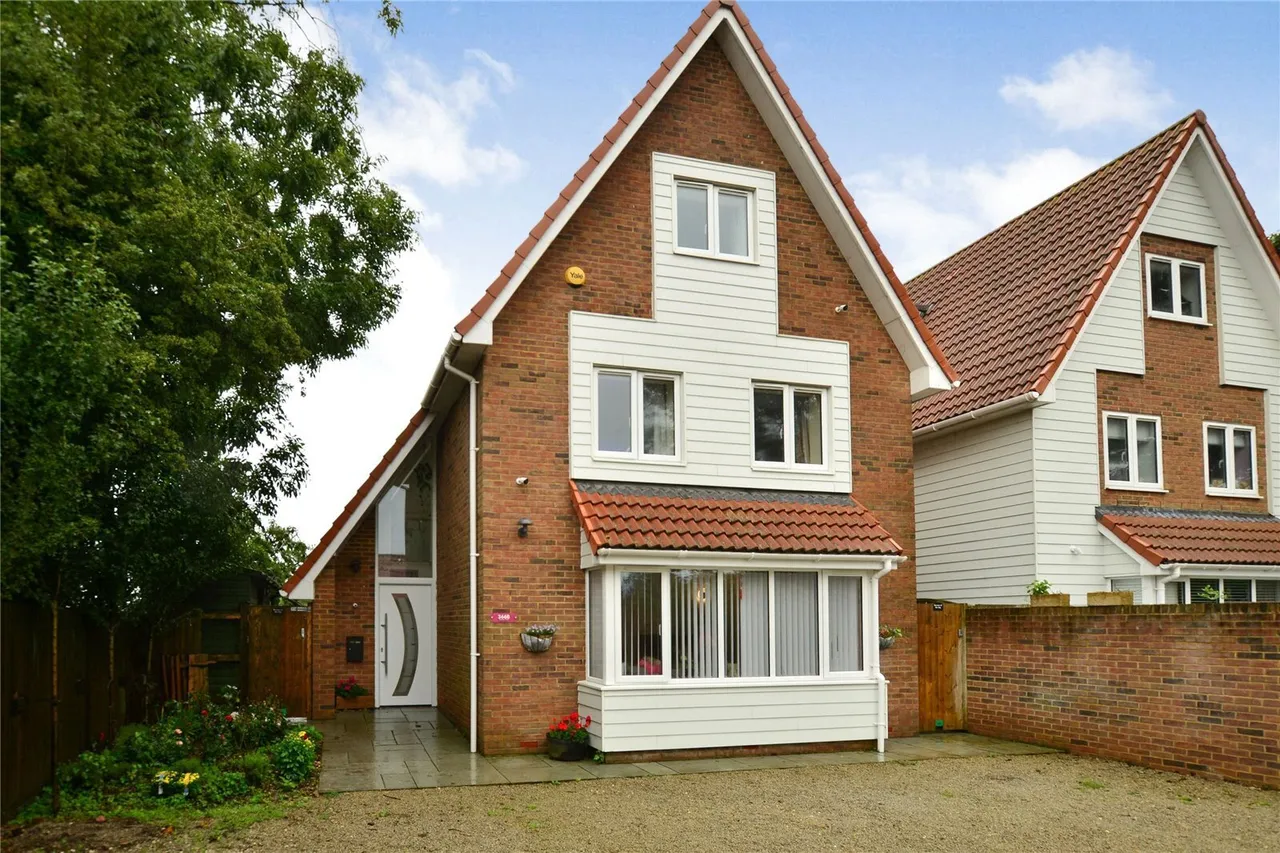 5 bed house for sale — Canterbury Road, Densole, Folkestone, Kent, CT18
