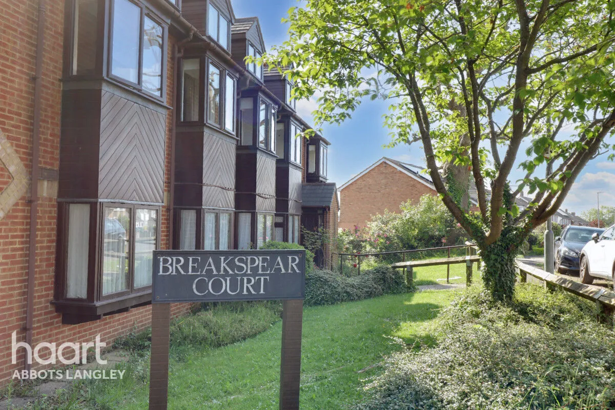 The Crescent, Abbots Langley, WD5, photo 11