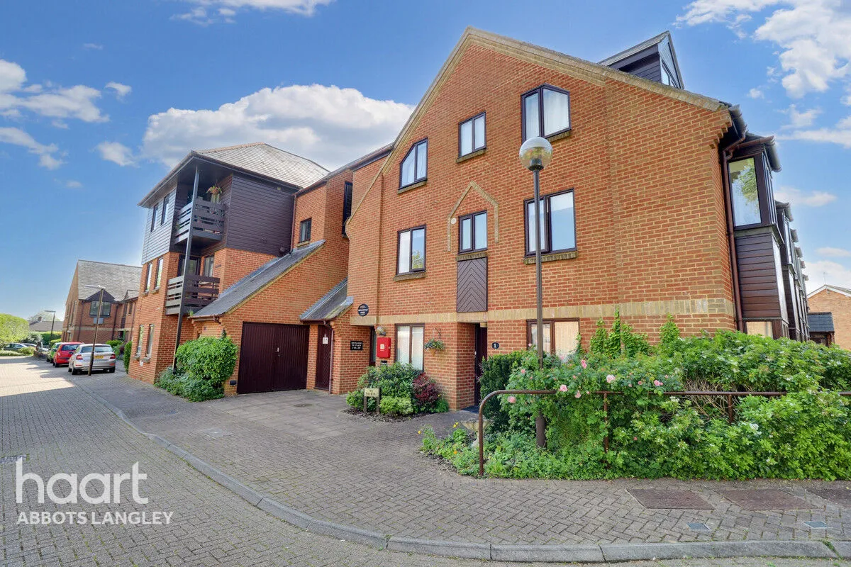 1 bed retirement property for sale, The Crescent, Abbots Langley, WD5