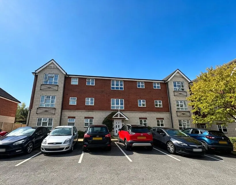 1 bed flat for sale — Sandbach Drive, Northwich, Cheshire, CW9