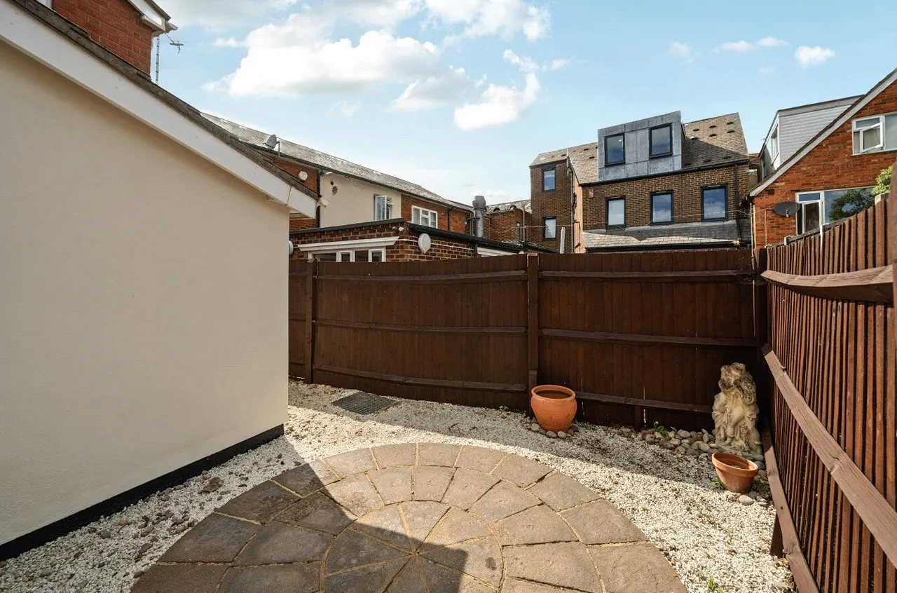 Easthampstead Road, Wokingham, RG40, photo 17