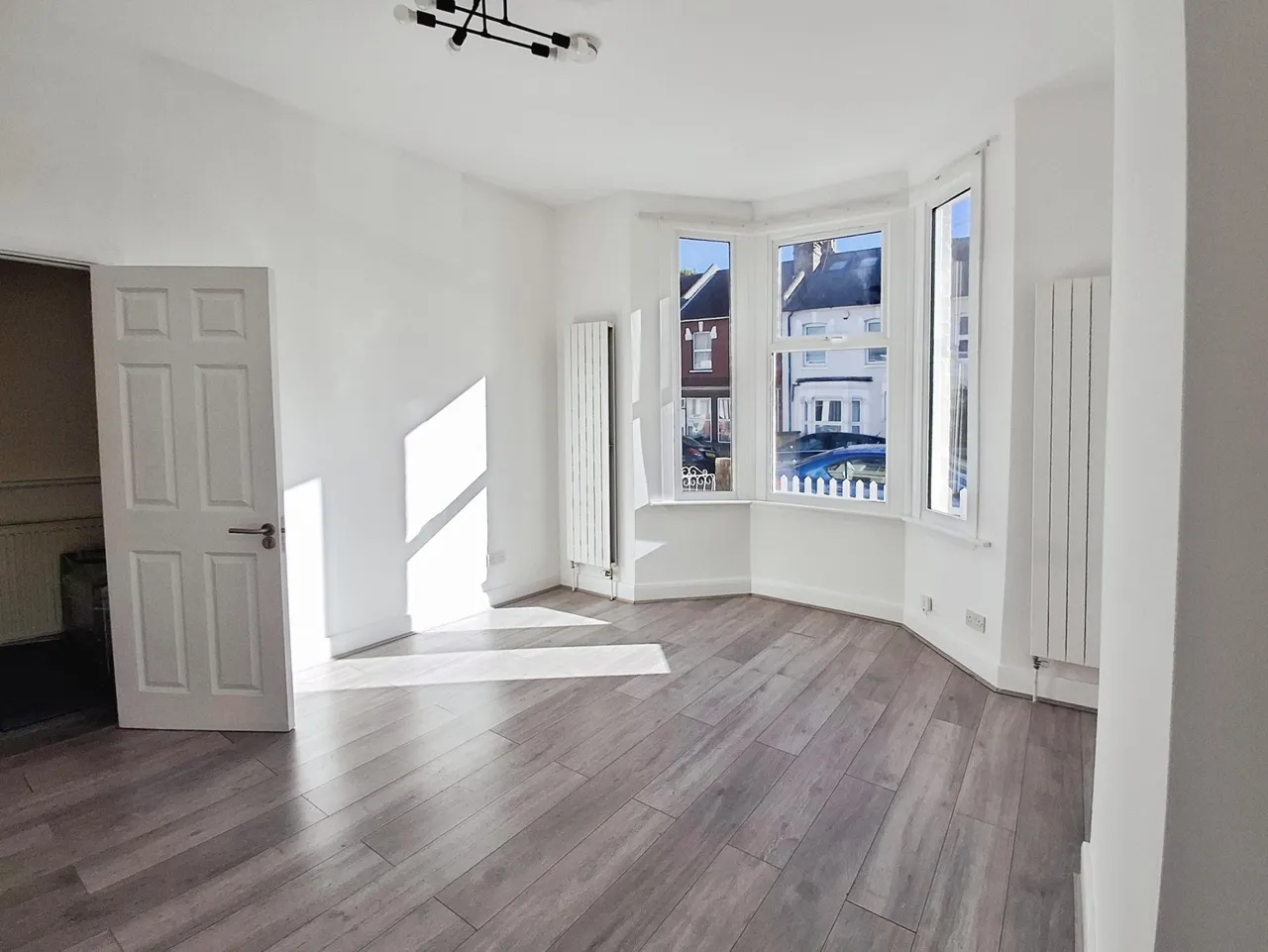 Cheshire Road, Wood Green, N22, photo 3