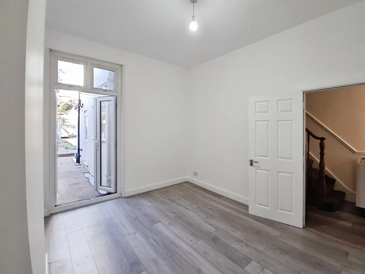 Cheshire Road, Wood Green, N22, photo 5