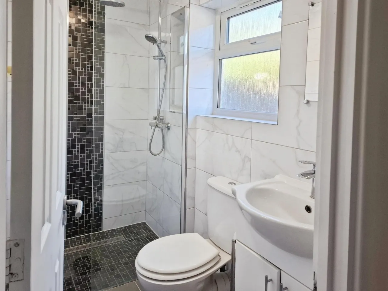 Cheshire Road, Wood Green, N22, photo 8
