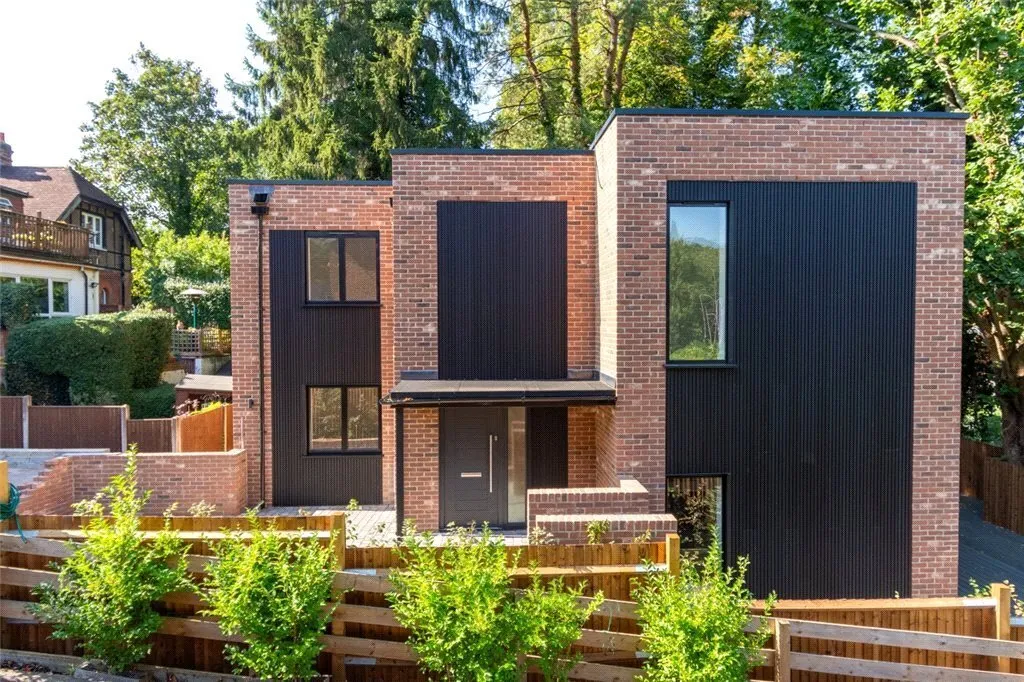 Oaklands Gardens, Kenley, CR8, photo 11