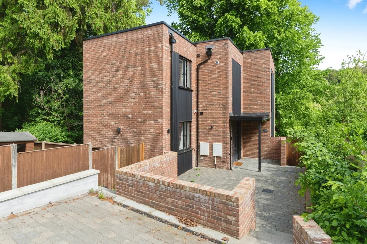 Oaklands Gardens, Kenley, CR8, photo 20