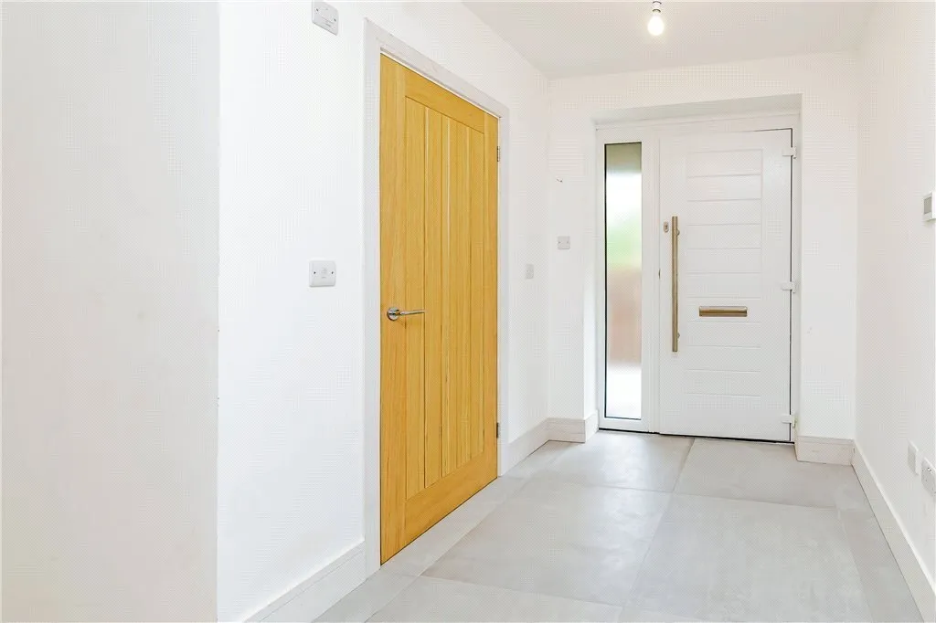 Oaklands Gardens, Kenley, CR8, photo 18