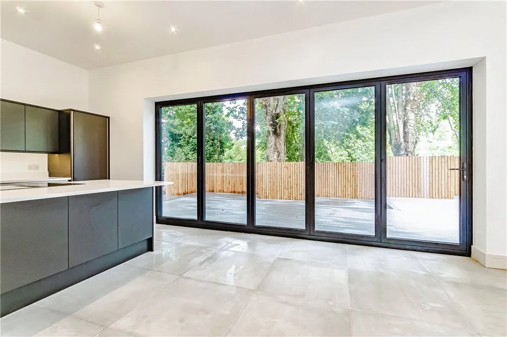 3 bed house for sale, Oaklands Gardens, Kenley, CR8