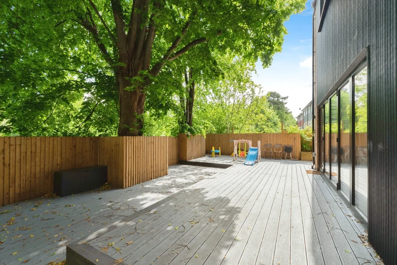 Oaklands Gardens, Kenley, CR8, photo 23
