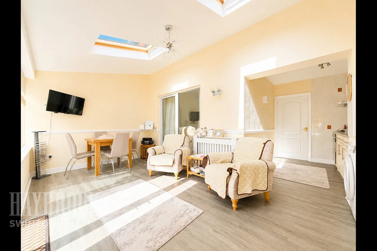 Fitzwilliam Avenue, Wath-Upon-Dearne, photo 7