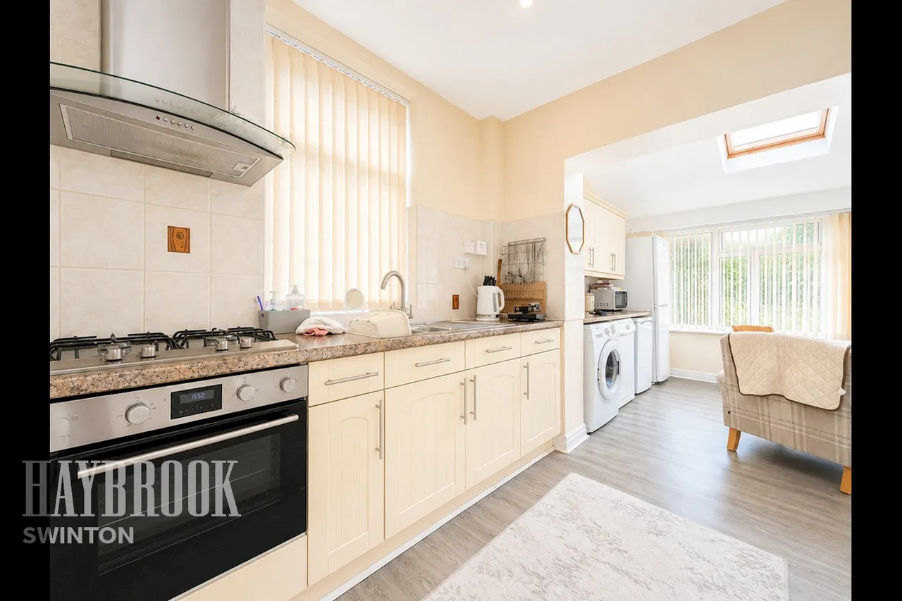 Fitzwilliam Avenue, Wath-Upon-Dearne, photo 9