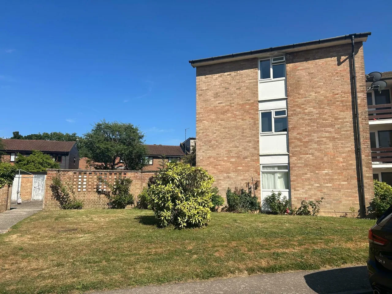 Sleets Road, Broadbridge Heath, RH12, photo 13