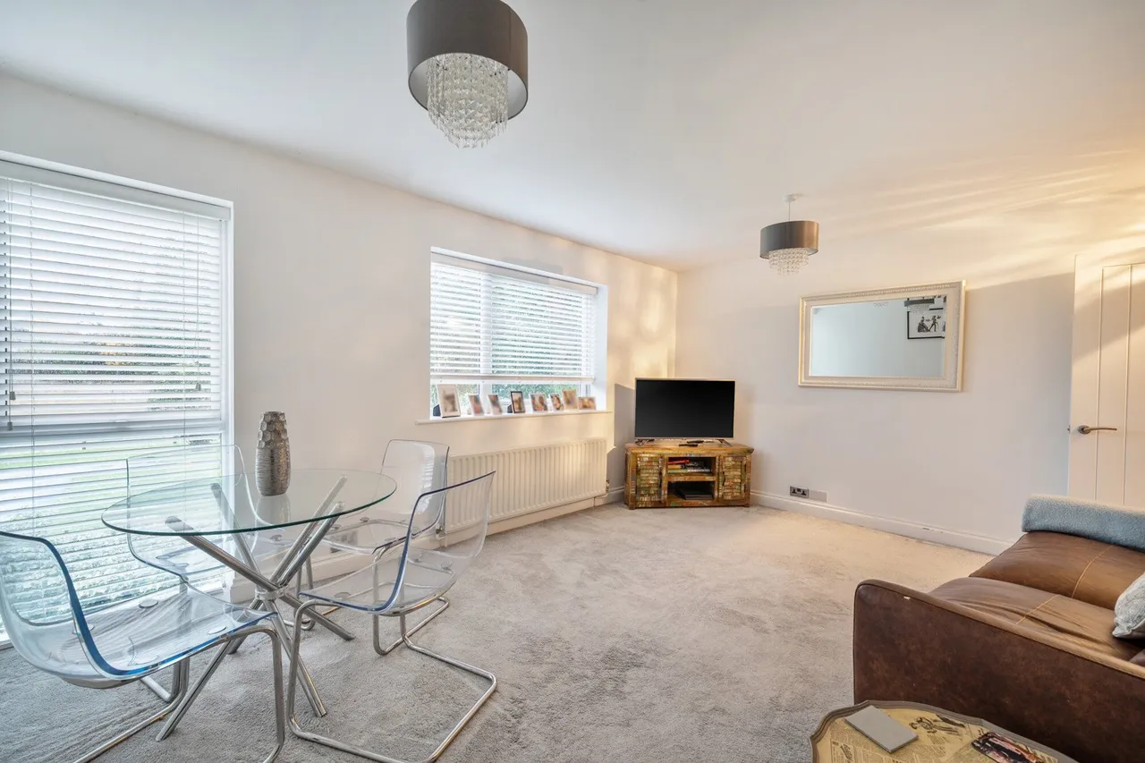 Kemnal Road, BR7, photo 2