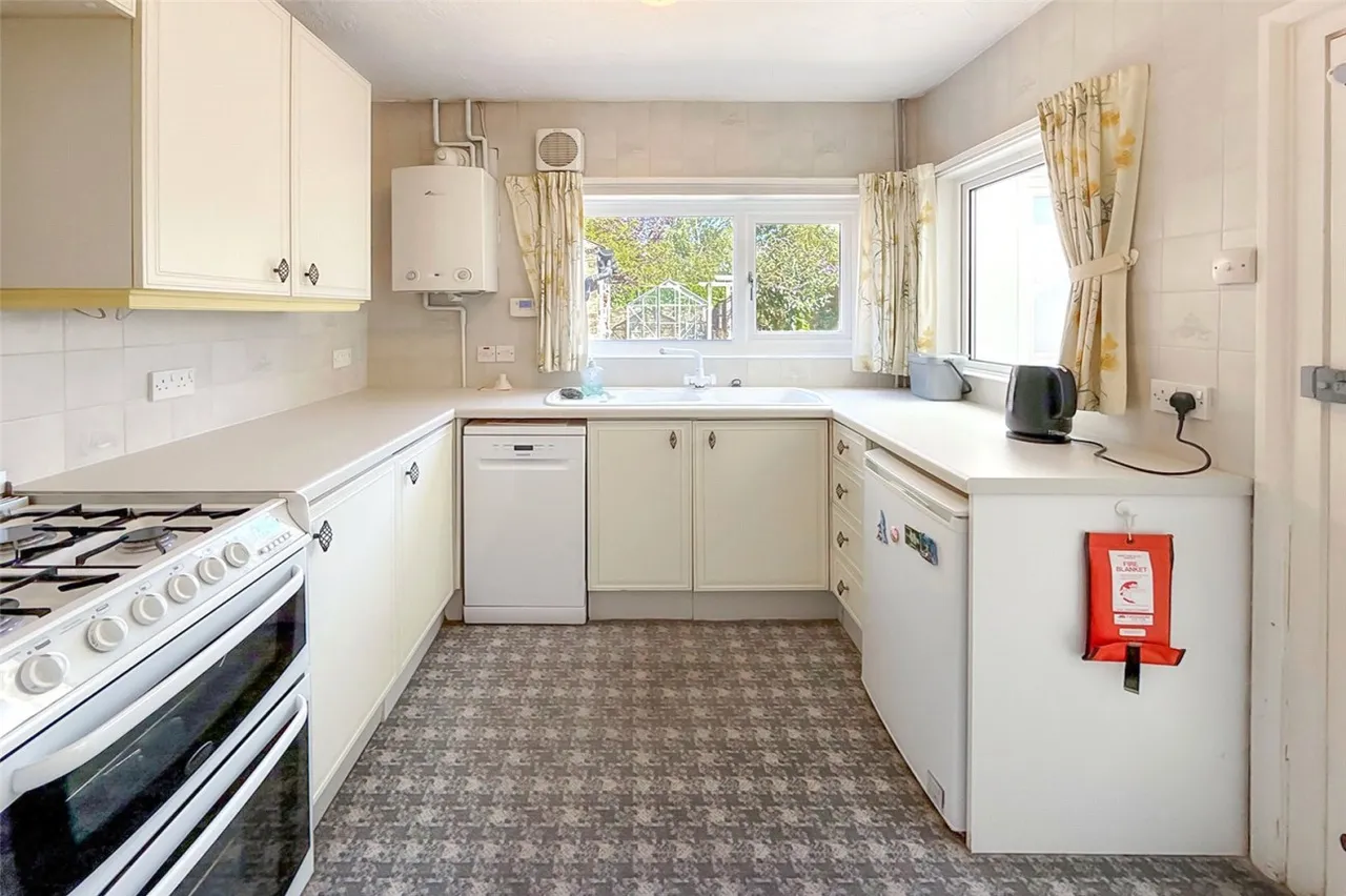 Littlehampton, BN17, photo 4