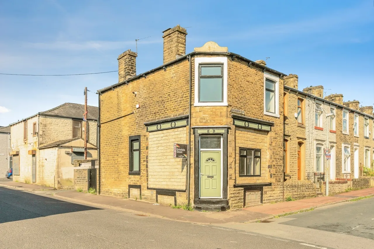 3 bed house for sale, Queensberry Road, Burnley, BB11