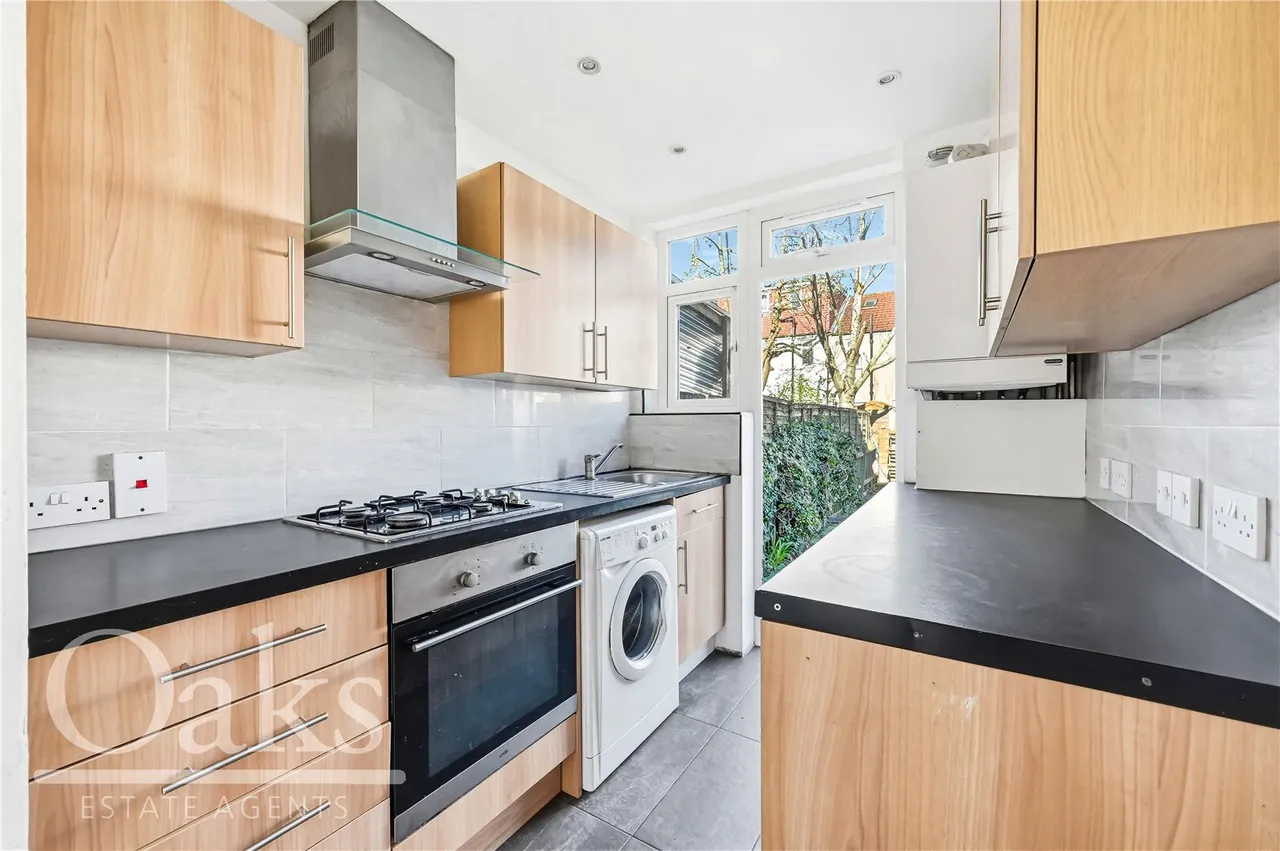 Streatham Vale, London, SW16, photo 4
