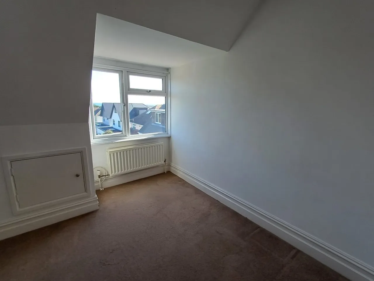 Hengistbury Road, Southbourne, photo 11