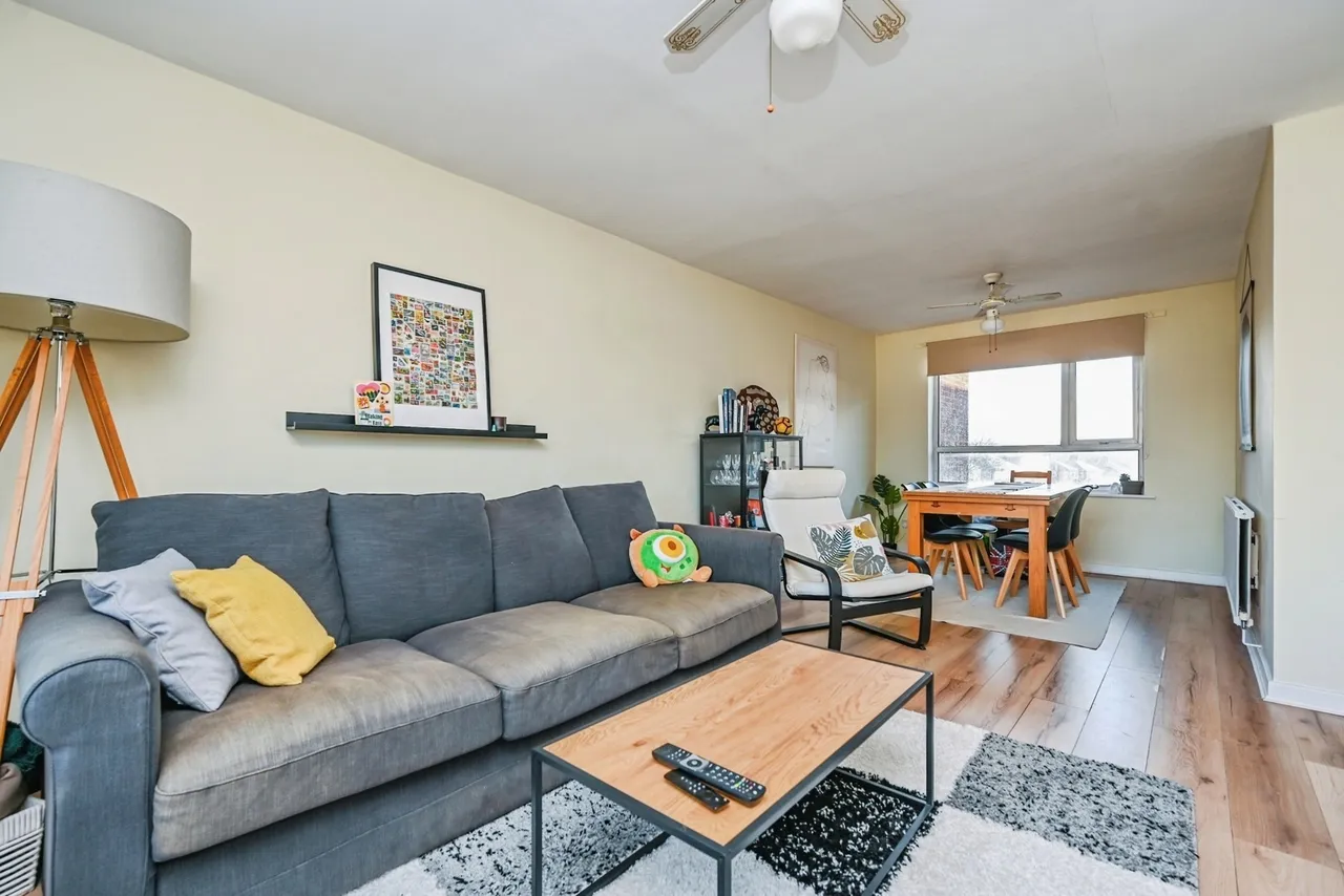 Nazeby Avenue, Crosby, L23, photo 2