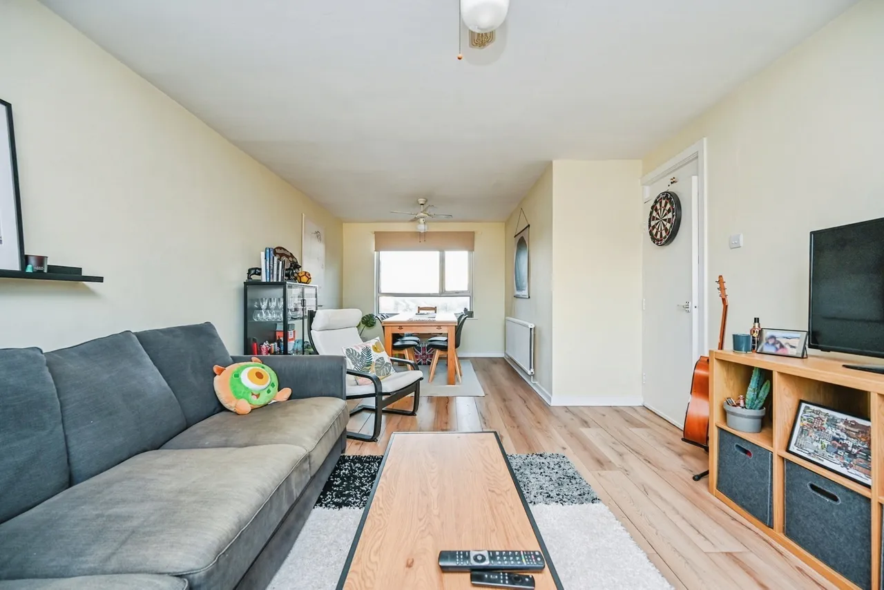 Nazeby Avenue, Crosby, L23, photo 5