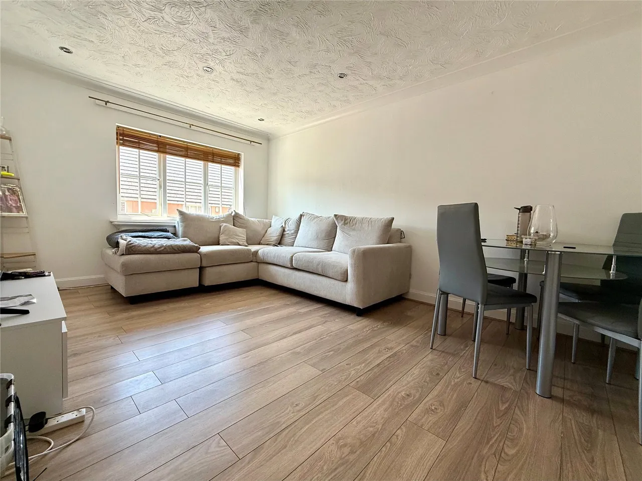 Plymouth Road, Chafford Hundred, Grays, Essex, RM16, photo 2
