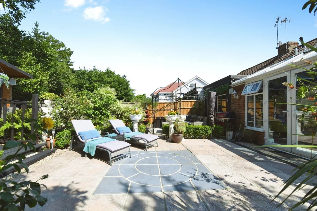 Woodside Road, Hockley, Essex, SS5, photo 2