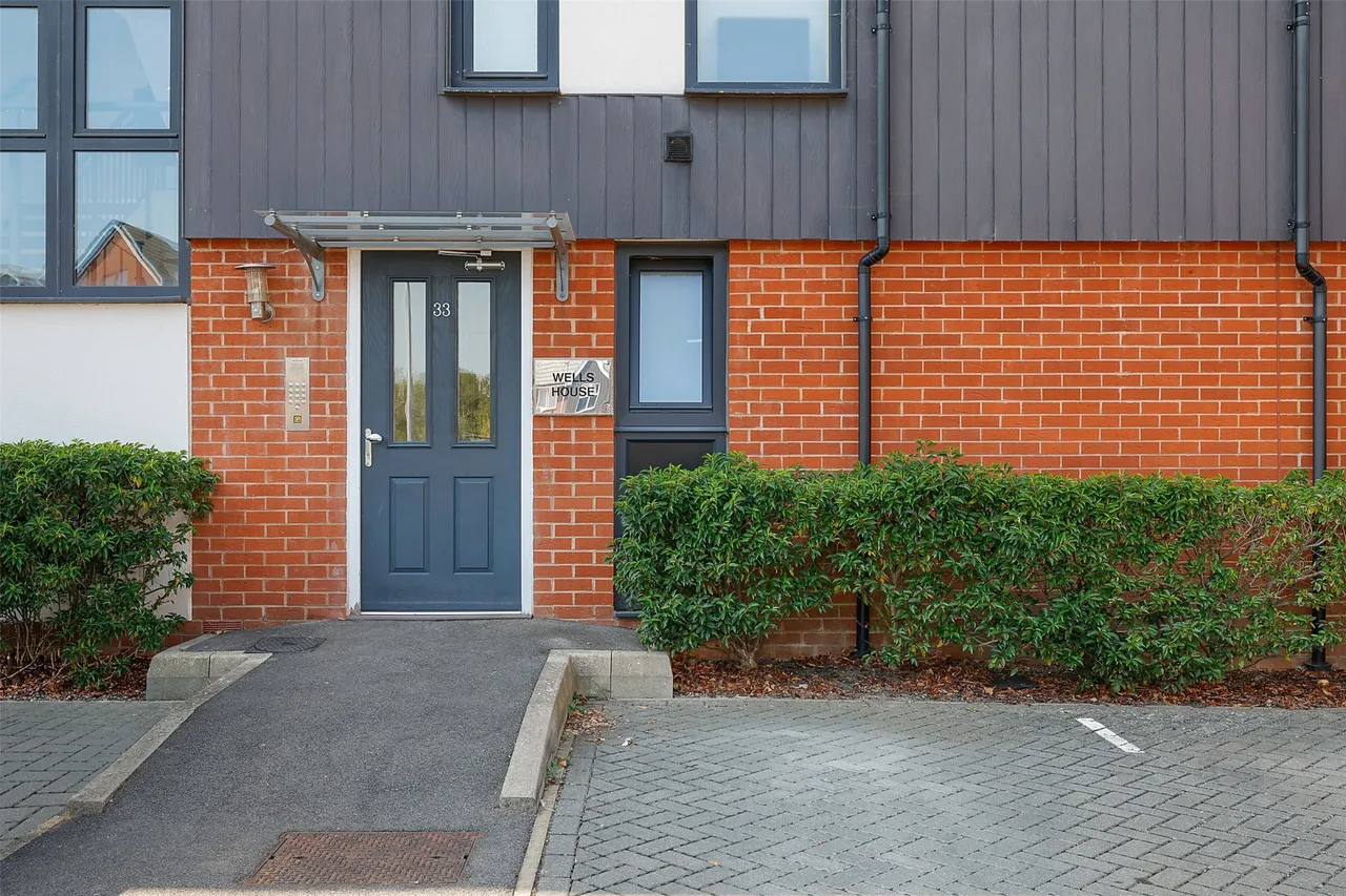 Huxley Drive, Hurst Green, RH8, photo 12