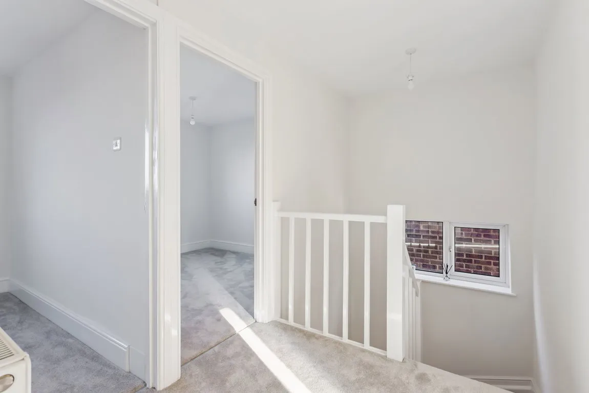 Drumaline Ridge, Worcester Park, KT4 7JT, photo 22