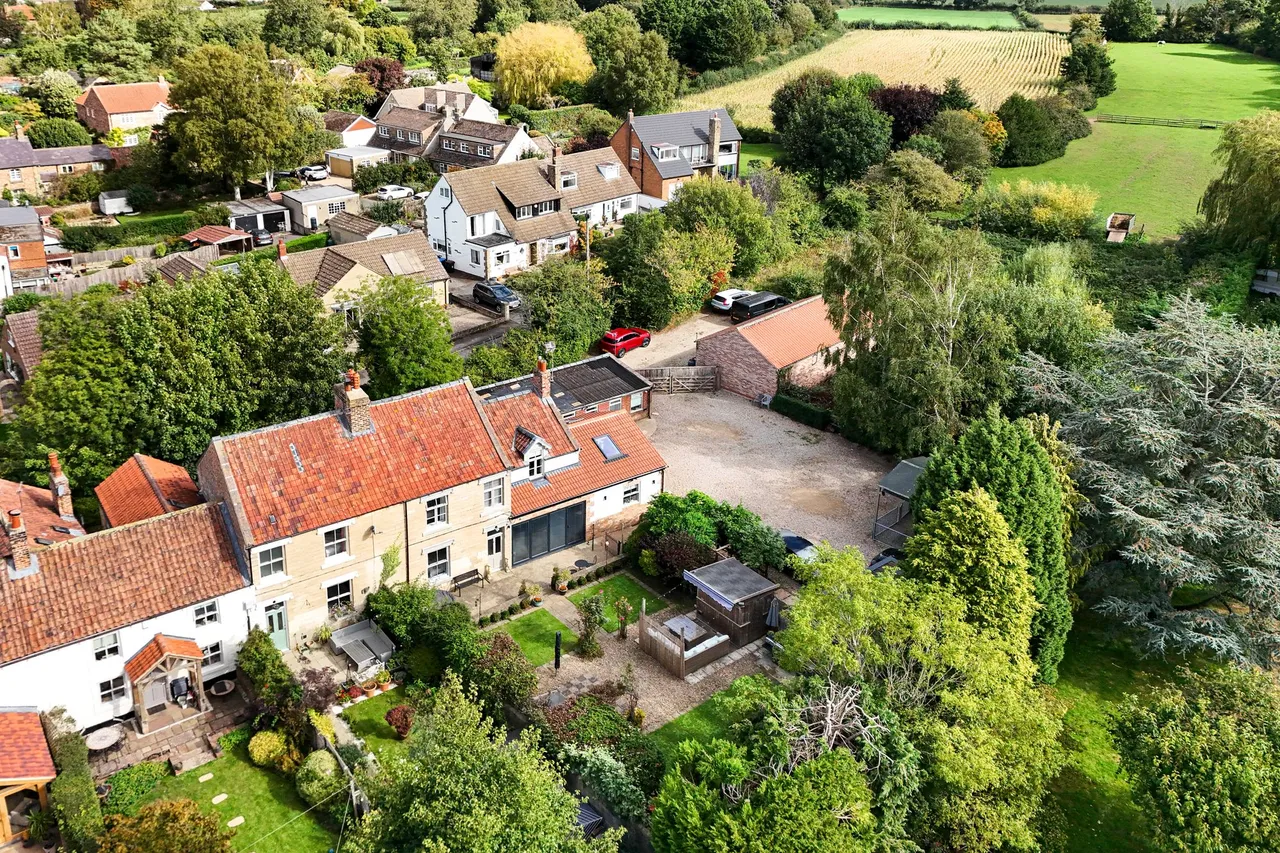 4 bed house for sale, Victoria Terrace, Bishop Monkton, HG3