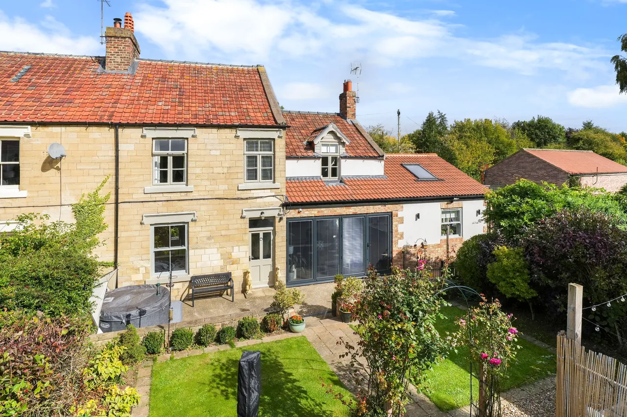 Victoria Terrace, Bishop Monkton, HG3, photo 18