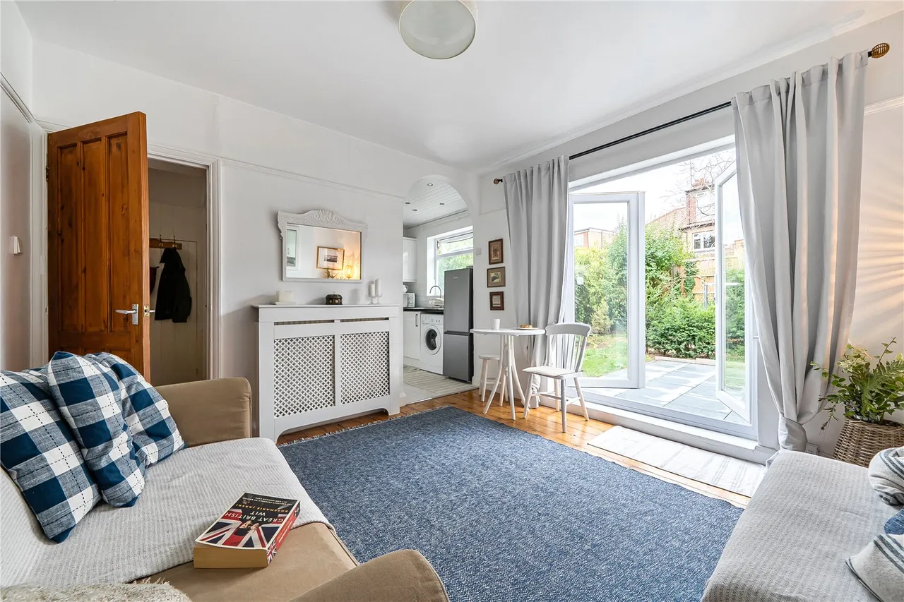 Denham Road, London, N20 0DN, photo 3
