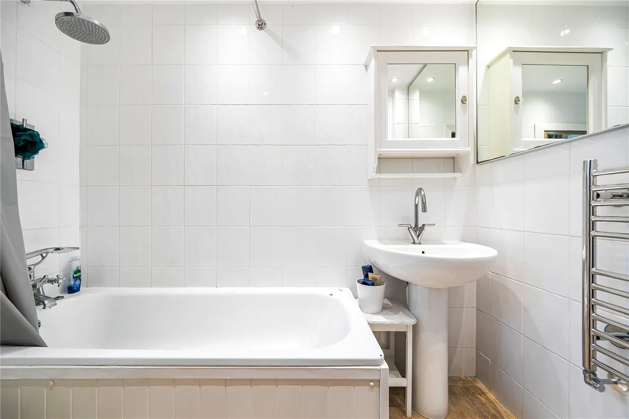 Denham Road, London, N20 0DN, photo 10