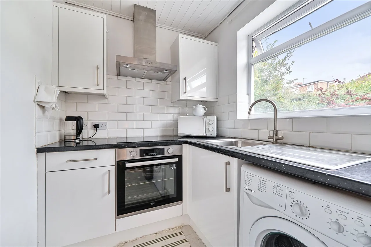 Denham Road, London, N20 0DN, photo 6