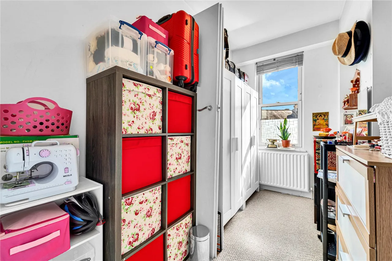 High Street, Hampton, TW12 2SQ, photo 9