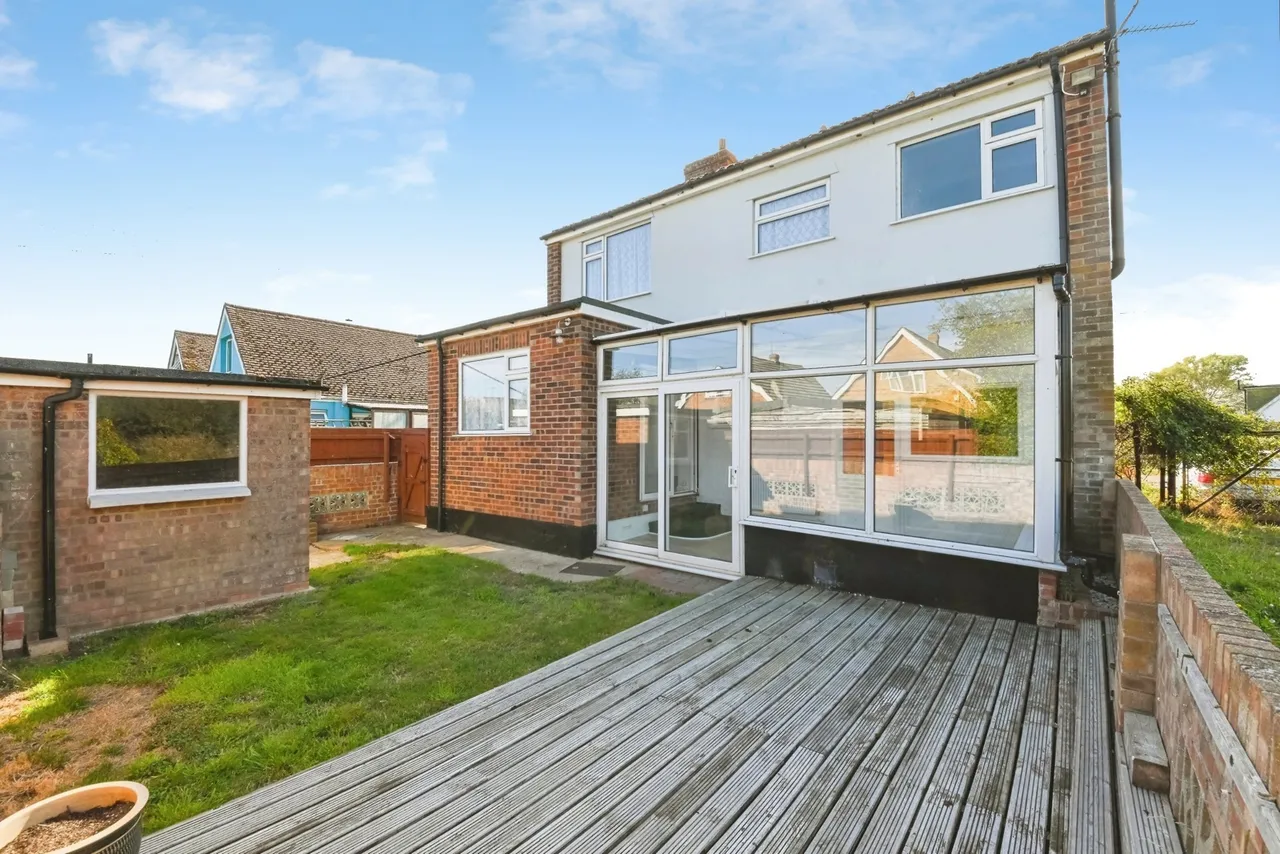 Golf Green Road, Jaywick, Clacton-on-Sea, Essex, CO15, photo 11