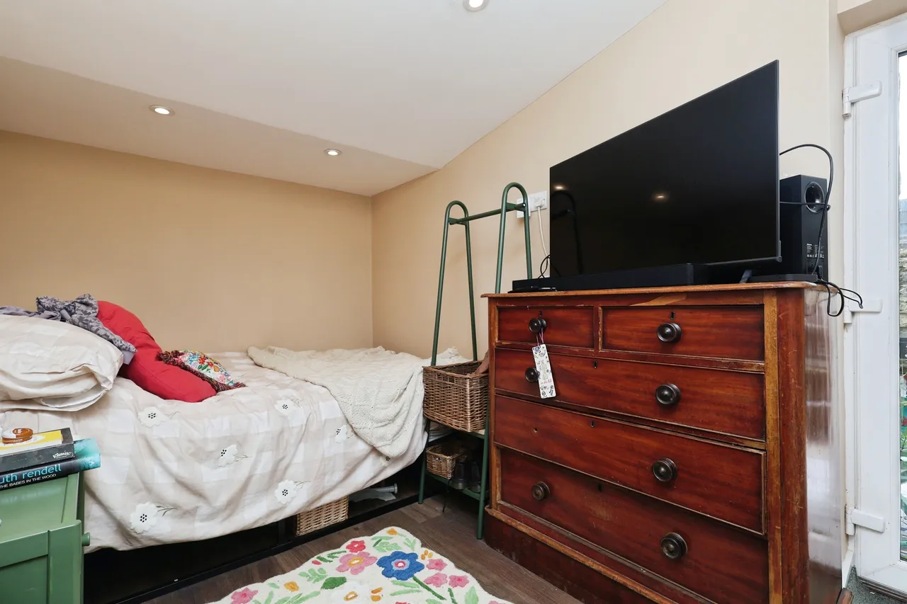 Mosley Street, Barnoldswick, BB18, photo 13