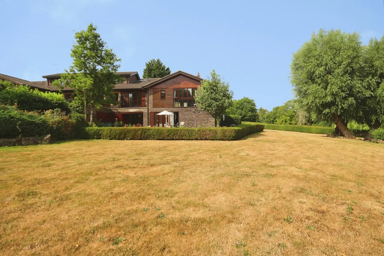 2 bed flat for sale, Stoneleigh Road, Bubbenhall, CV8